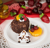 Karat Earth 6'' PFAS Free Compostable Bagasse Round Plates, White - 1,000 pcs