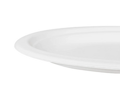 Karat Earth 10''x8'' PFAS Free Compostable Bagasse Oval Plates, White - 500 pcs