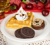 Karat Earth 7'' PFAS Free Compostable Bagasse Round Plates, White - 1,000 pcs