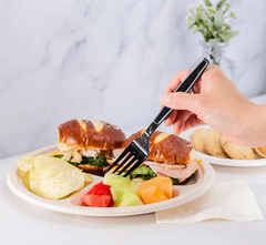 Karat Earth 10'' PFAS Free Compostable Bagasse Round Plates, Natural, 3 Compartments - 500 pcs