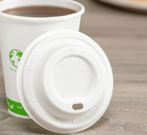 Karat Earth 80mm Bagasse Sipper Dome Lid for 8oz Hot Cup, White - 500 pcs