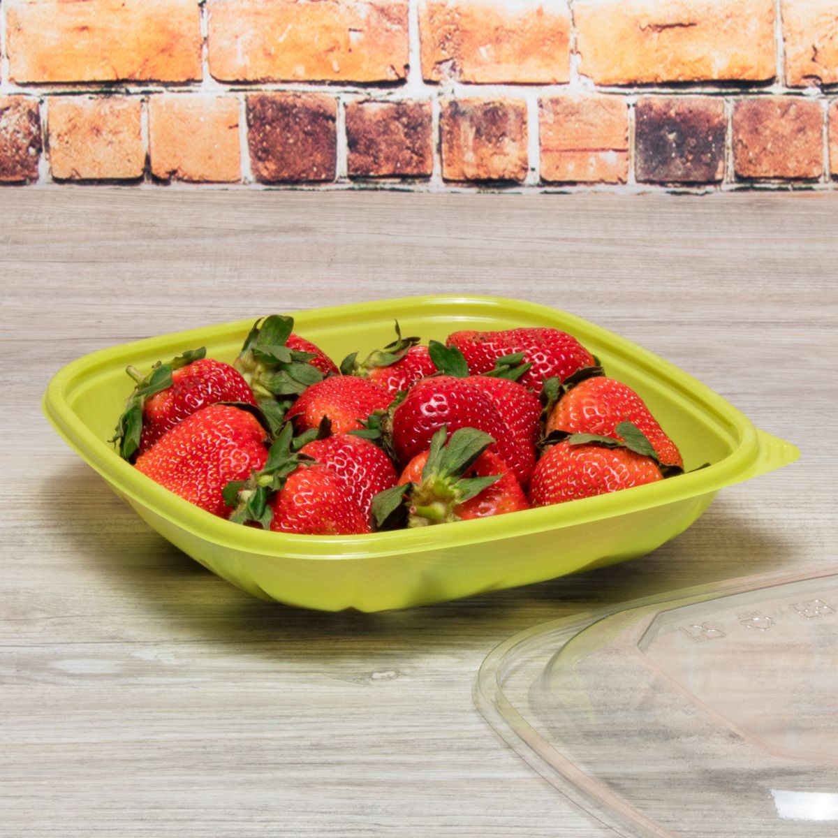 Wholesale 24 oz PET Square Bowl Green - 300 ct