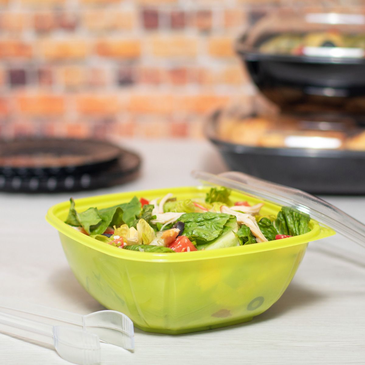 Wholesale 48 oz PET Square Bowl Green - 300 ct