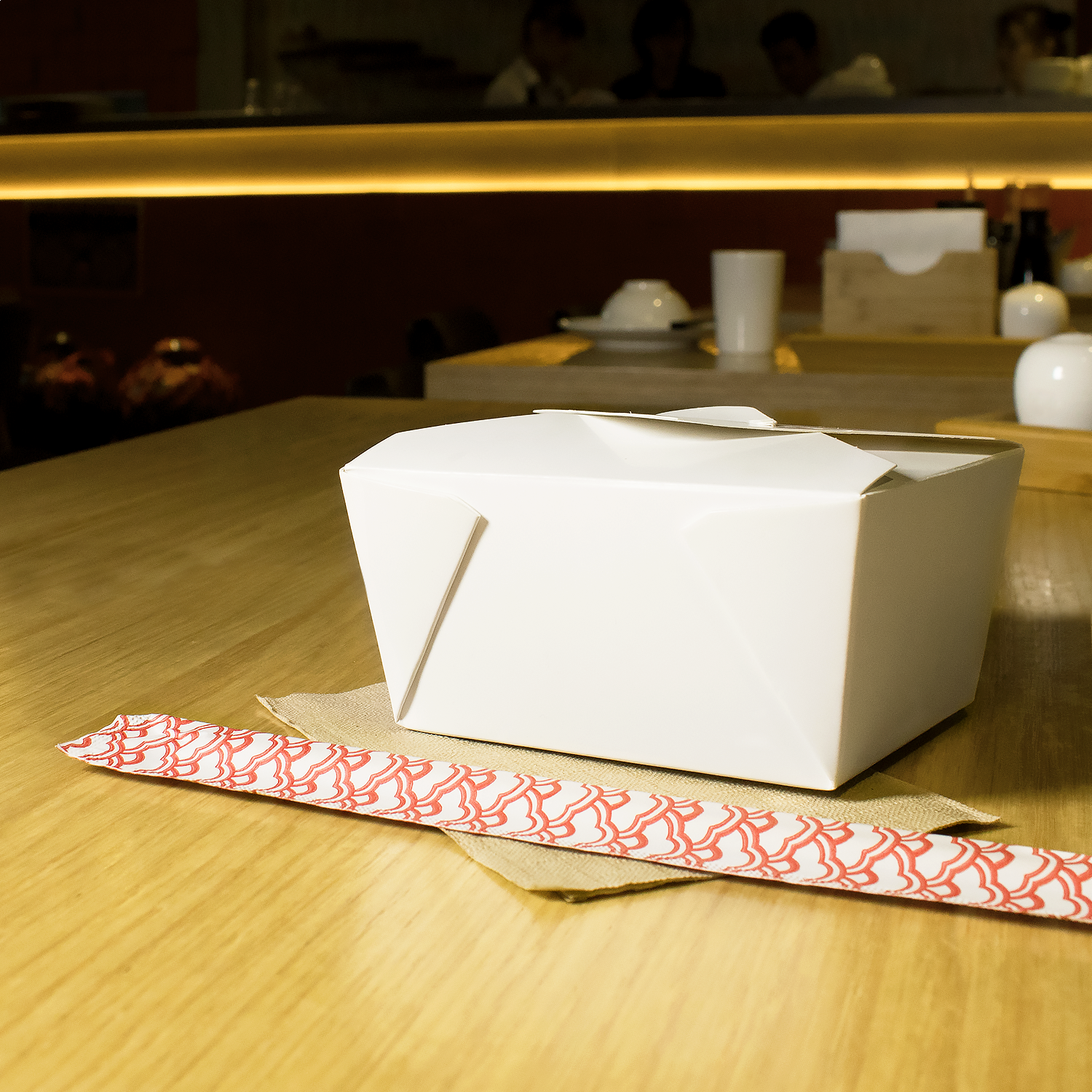 Wholesale 30 fl oz. Fold-To-Go Box #1 White - 450 ct