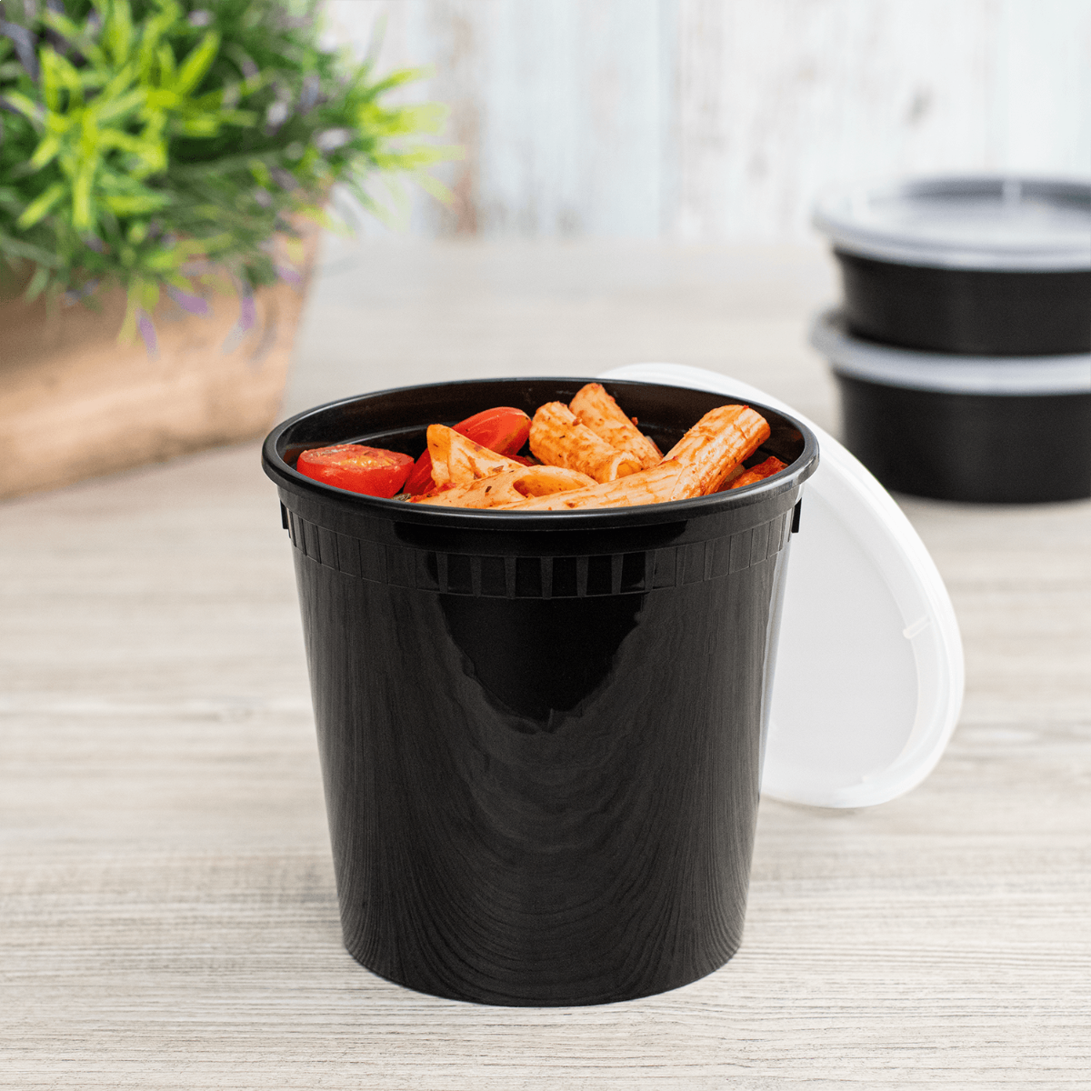 Wholesale 24 oz Black PP Injection Molded Round Deli Containers with Lids - 240 Sets