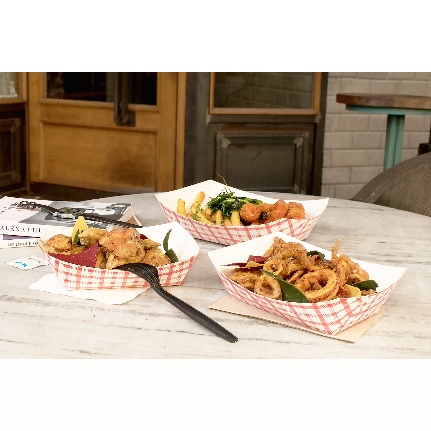 Wholesale Food Tray - Shepherd's Check Red - 3.0 lb - 500 ct