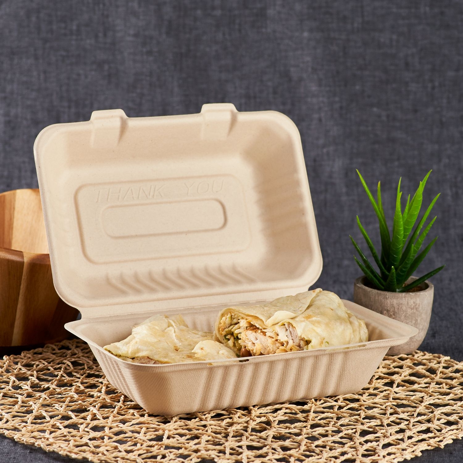 Wholesale 9'' x 6'' Bagasse Hinged Containers, Natural - 200 ct
