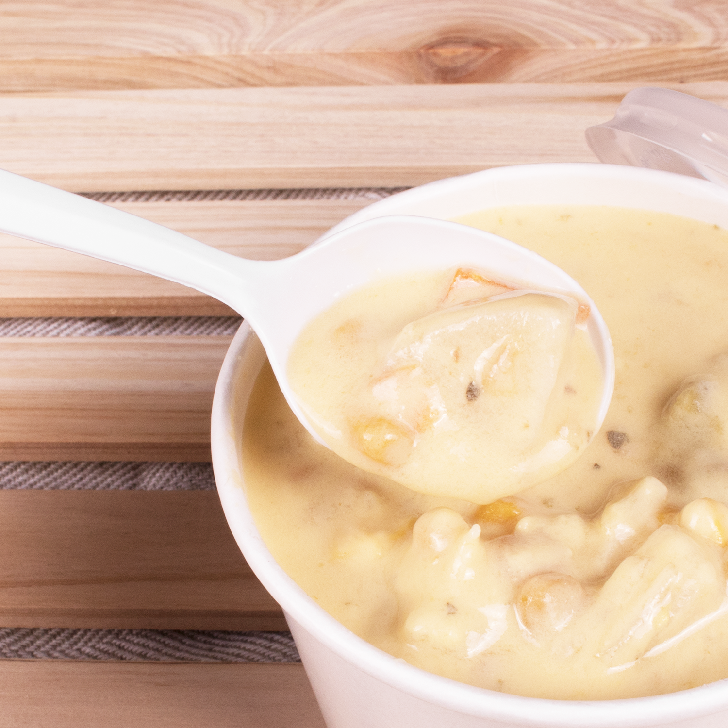 Wholesale PP Plastic Medium Weight Soup Spoons White - 1,000 ct