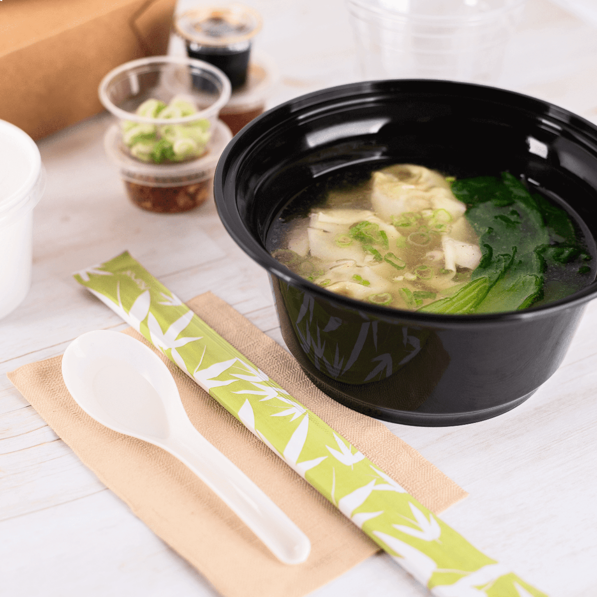 Wholesale Med-Heavy Weight Asian Soup Spoon White -1,000 ct