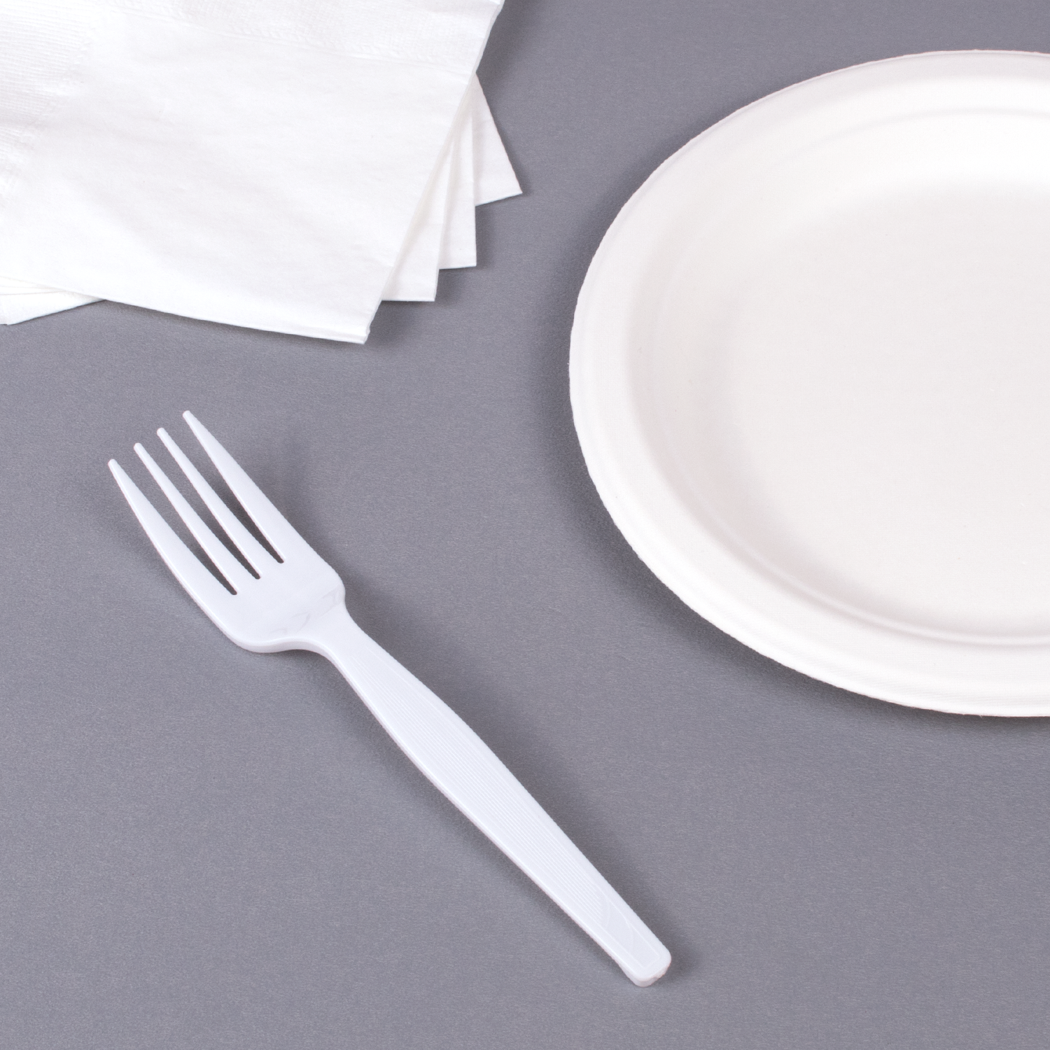 Wholesale PS Plastic Medium-Heavy Weight Forks Bulk Box White - 1,000 ct