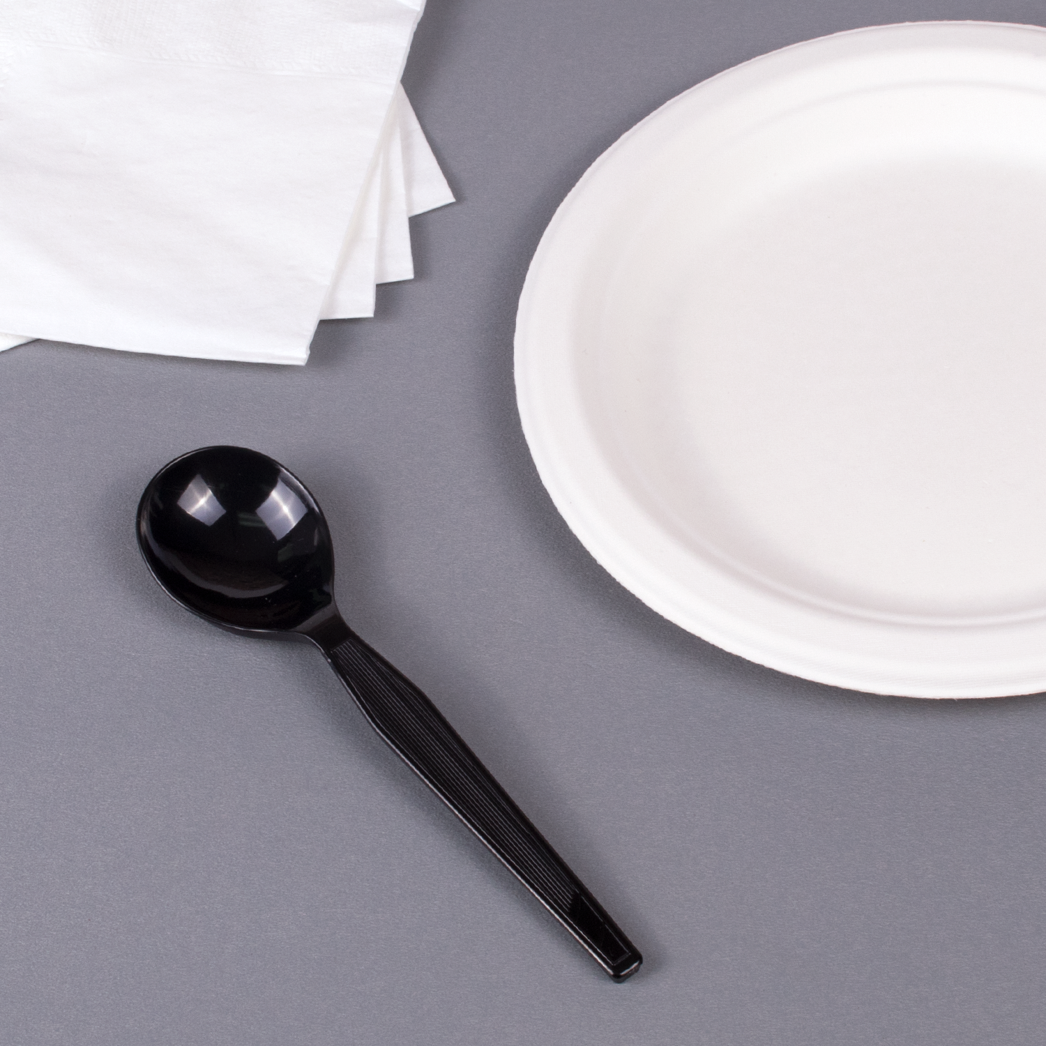Wholesale PS Plastic Medium-Heavy Weight Soup Spoons Bulk Box Black - 1,000 ct
